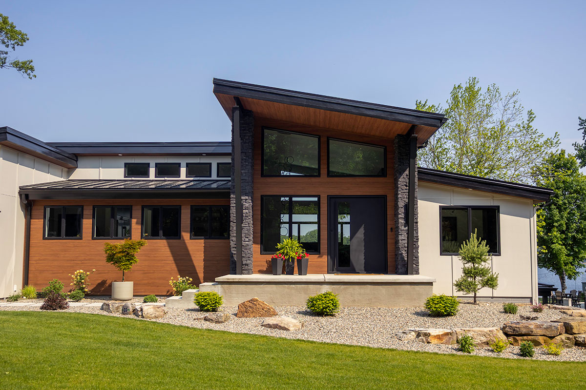 photo of modern lake house entry (exterior)